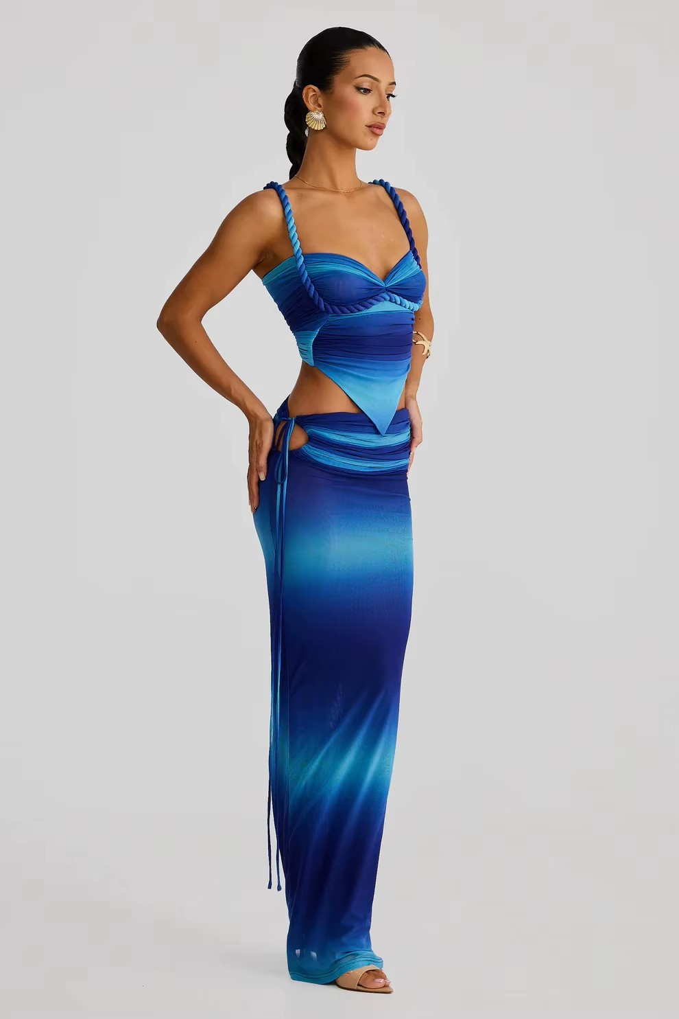 ensemble femme jupe longue et top asymétrique dégradé de bleu