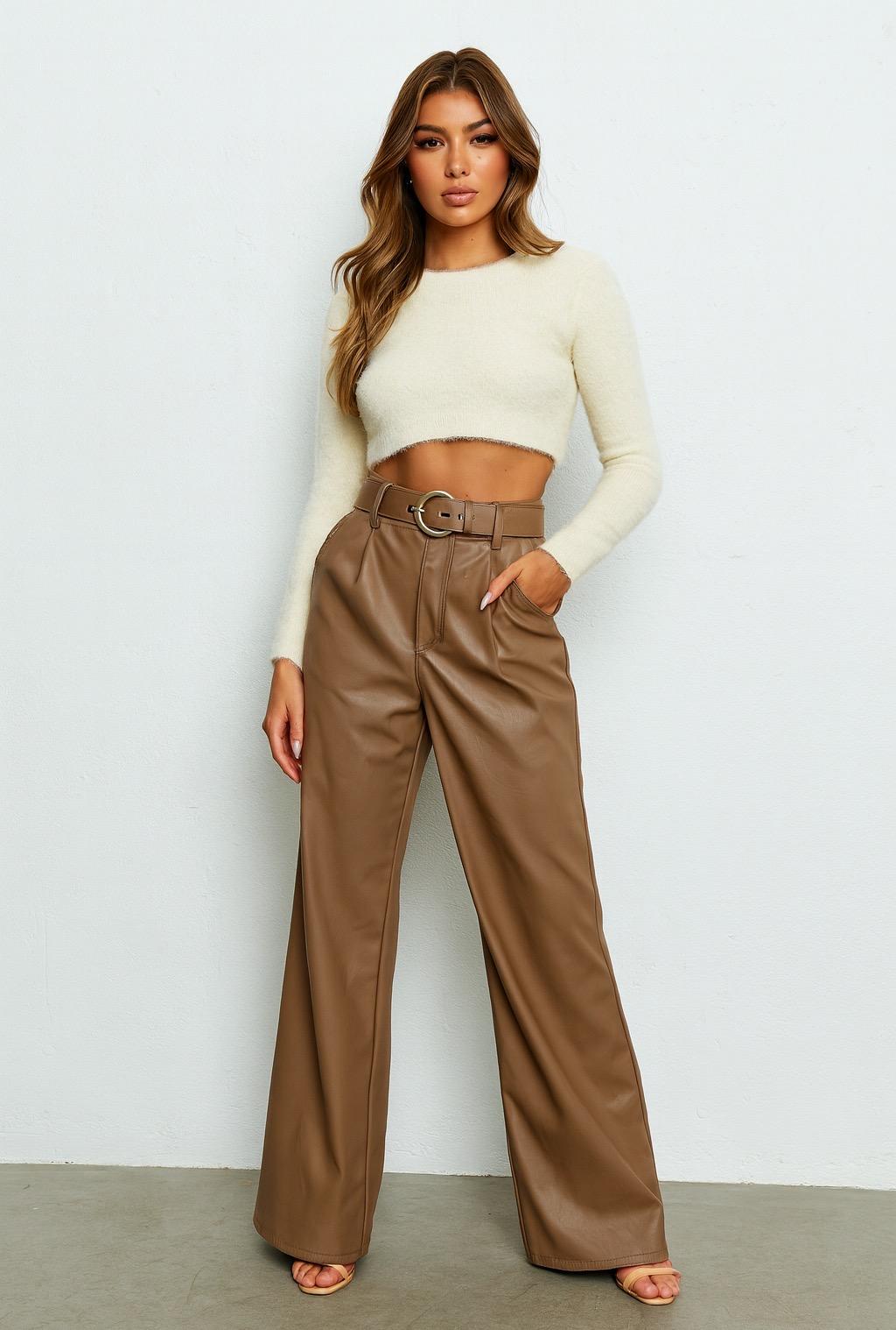 Pantalon en similicuir avec ceinture