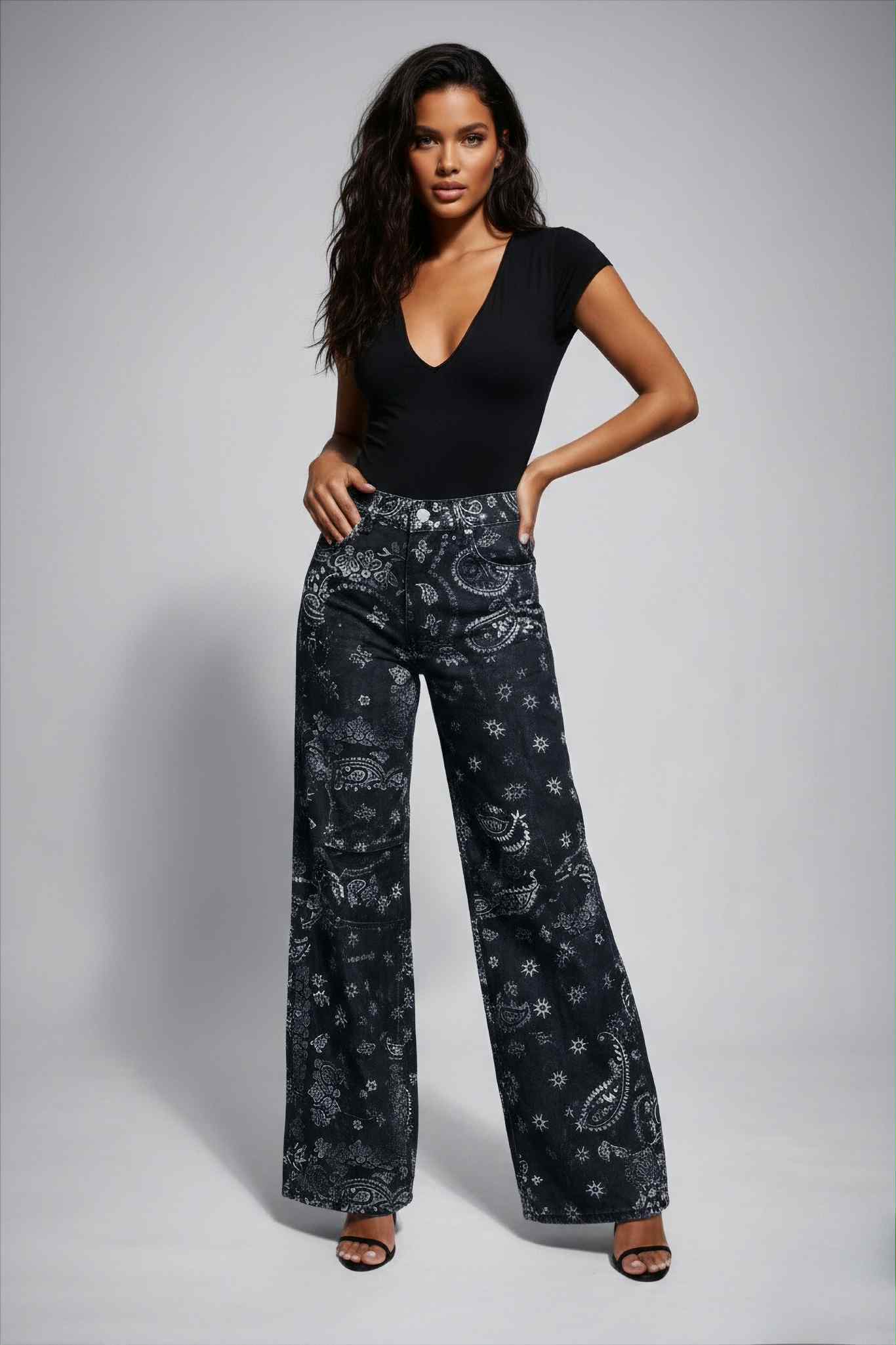 jean large pour femme imprimé bandana noir 
