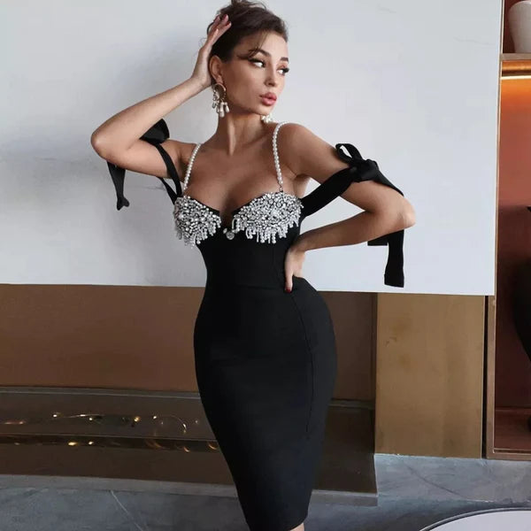 robe-elegente-femme-bustier-noir-a-strass-et-perle