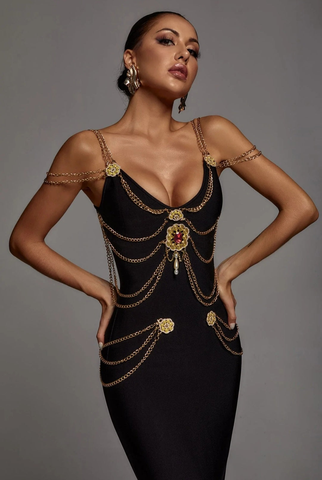 Bandage dress with gold chains 